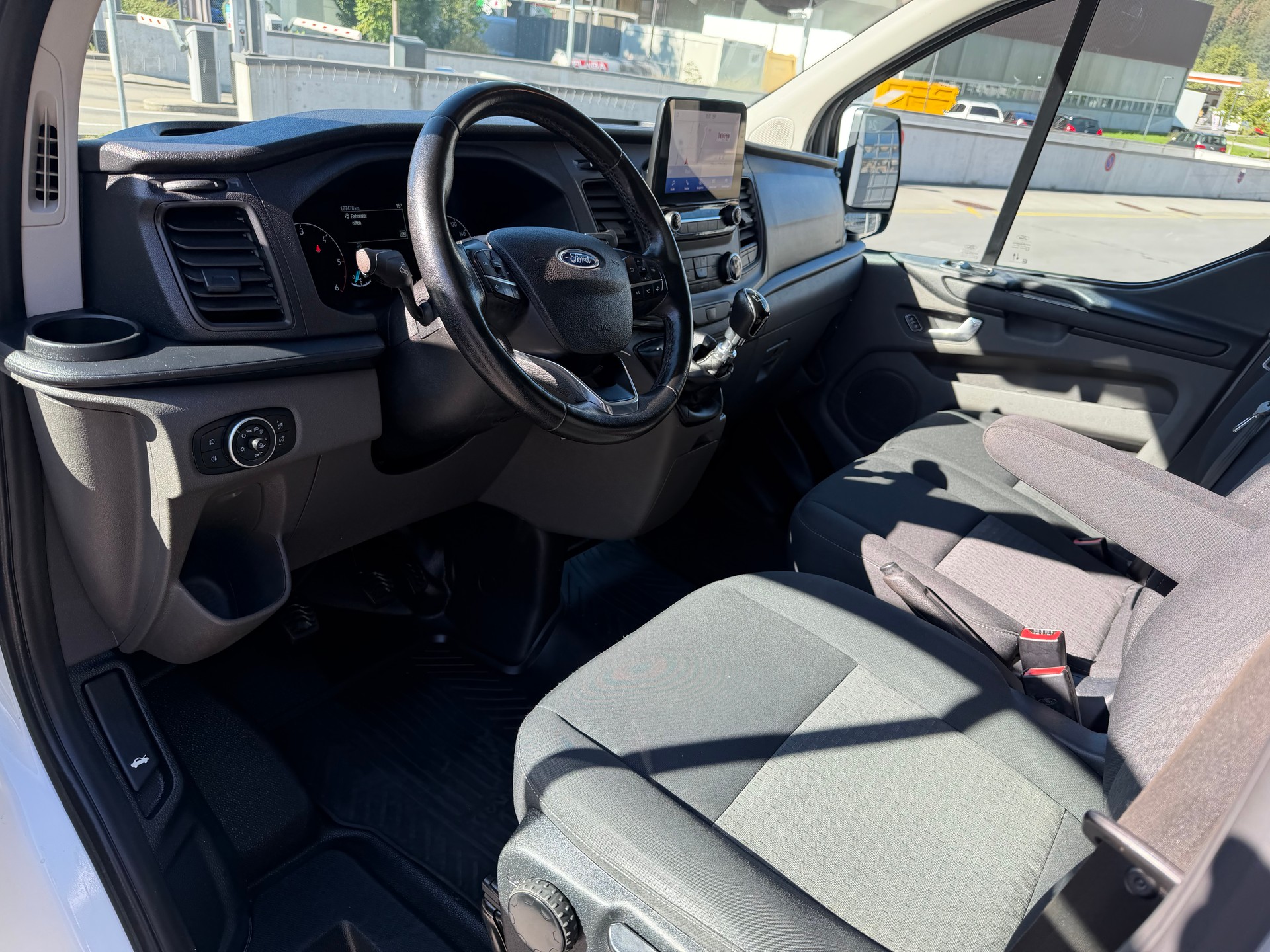 FORD Transit Custom Van 320 L1H1 Trend-image-9