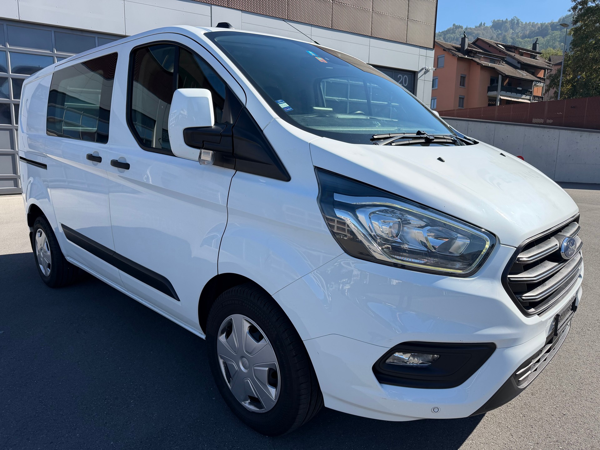 FORD Transit Custom Van 320 L1H1 Trend-image-1