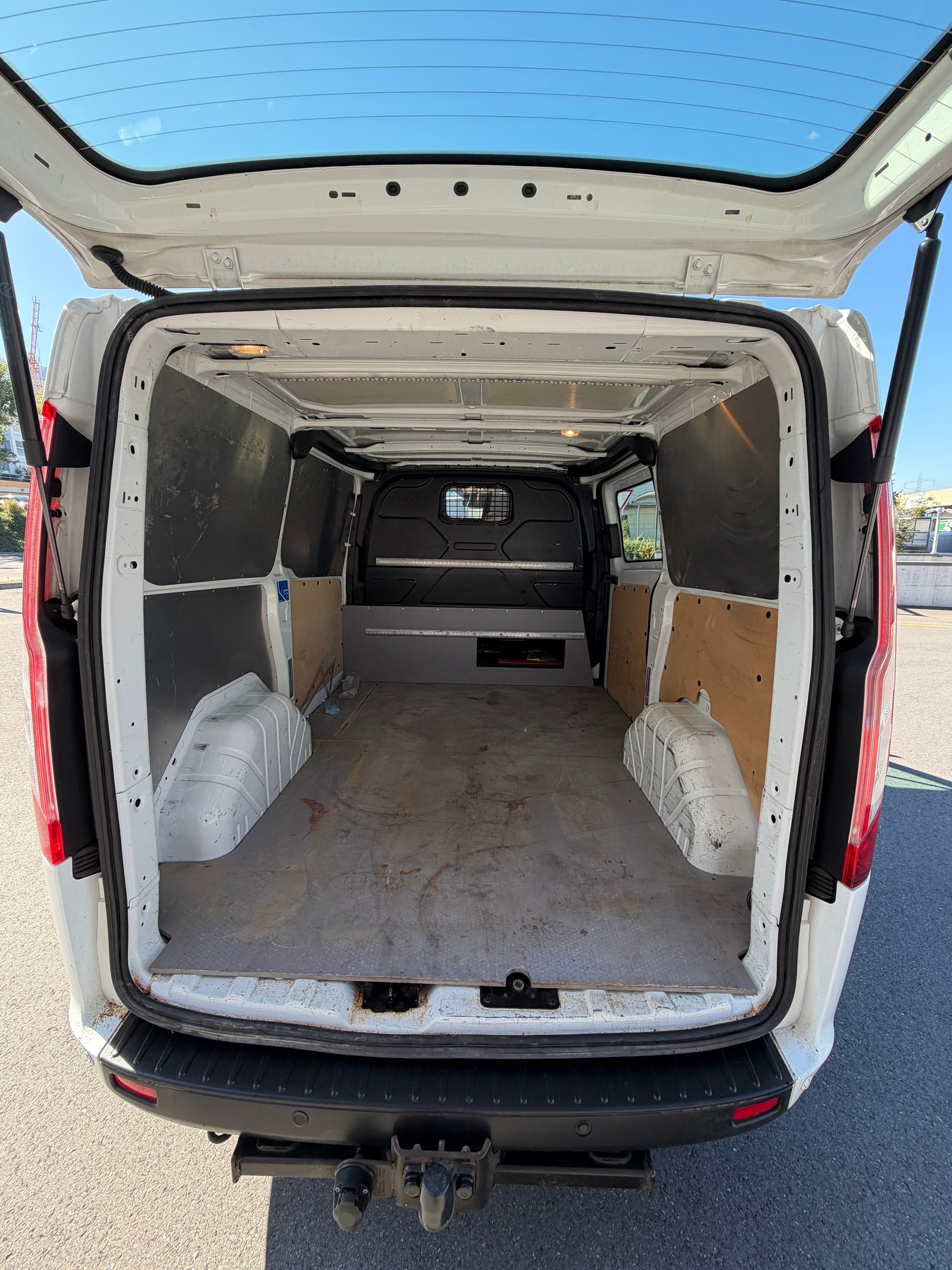FORD Transit Custom Van 320 L1H1 Trend-image-13