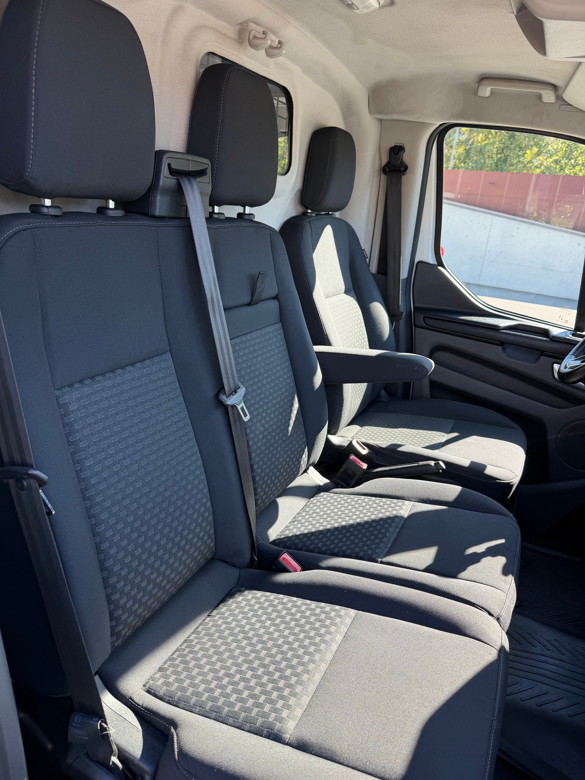 FORD Transit Custom Van 320 L1H1 Trend-image-10
