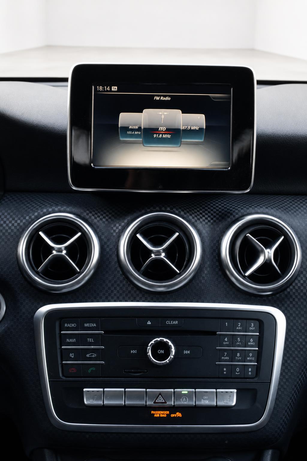MERCEDES-BENZ A 180 CDI Urban-image-11