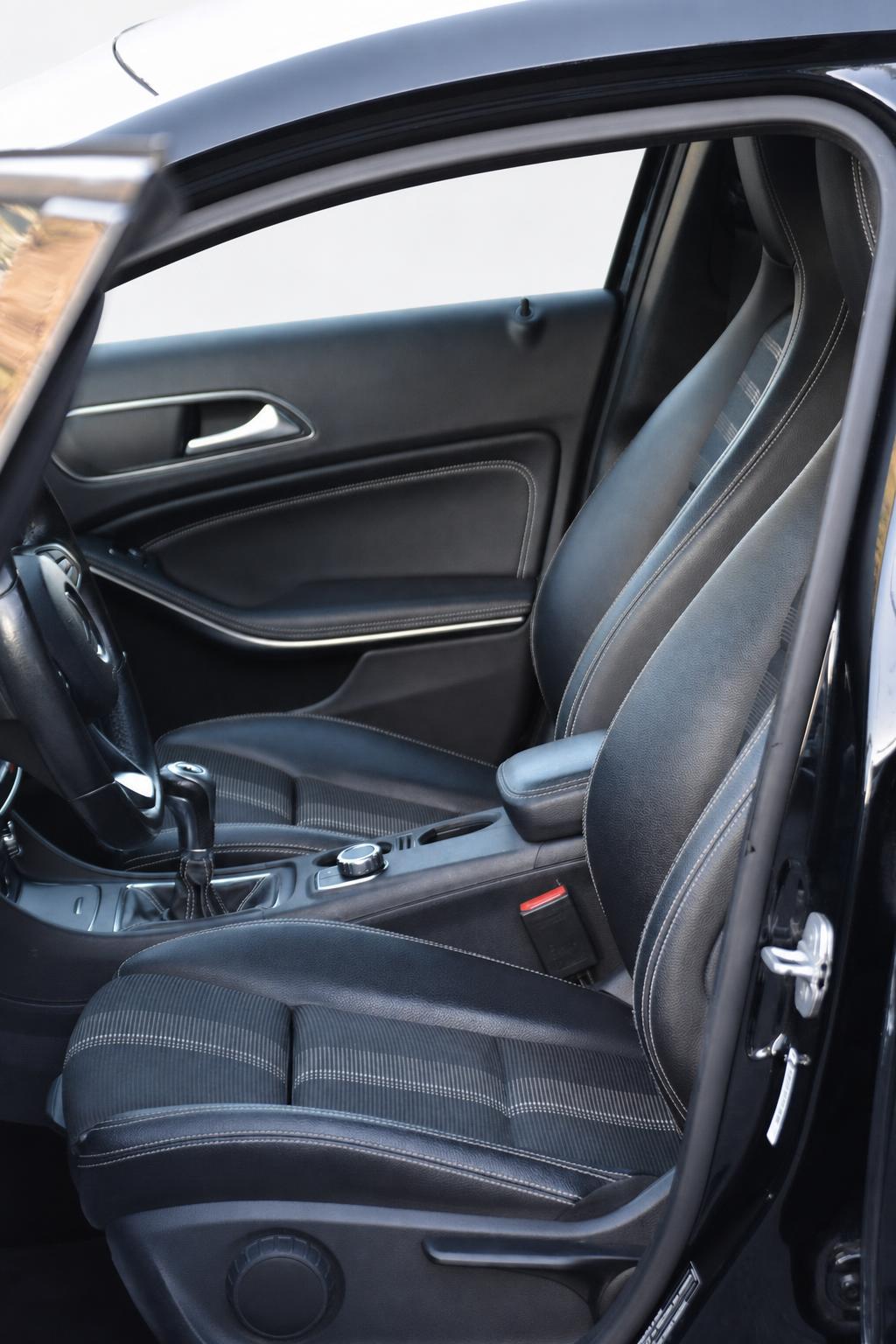 MERCEDES-BENZ A 180 CDI Urban-image-9