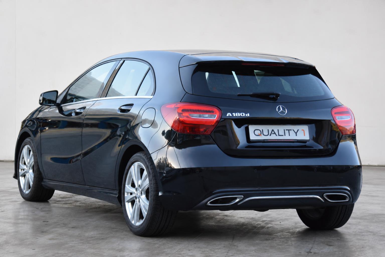 MERCEDES-BENZ A 180 CDI Urban-image-5