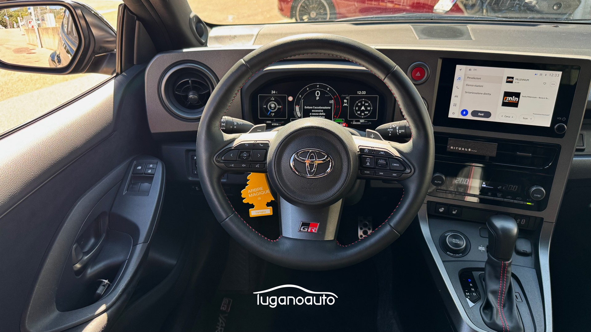 TOYOTA Yaris 1.6 GR Sport A-image-8