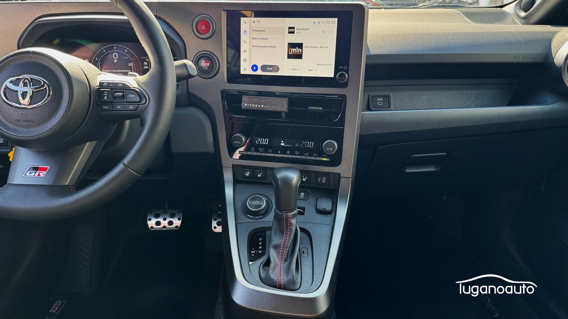 TOYOTA Yaris 1.6 GR Sport A-image-9
