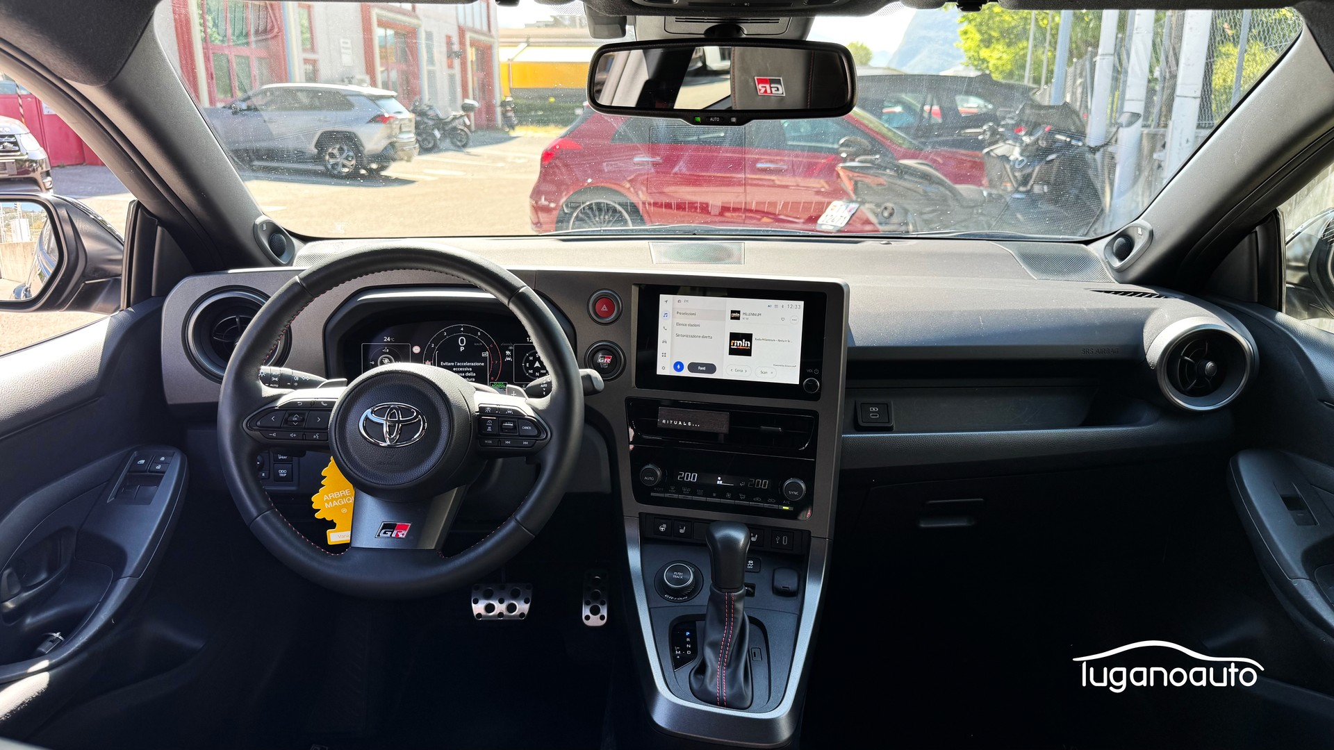 TOYOTA Yaris 1.6 GR Sport A-image-7