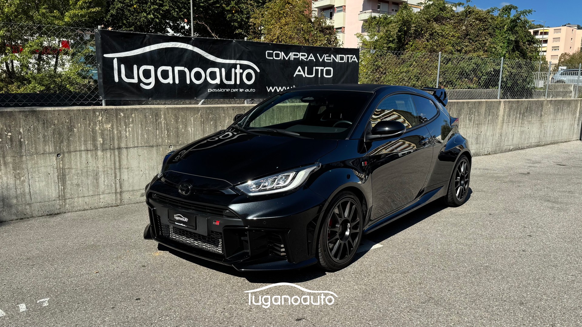 TOYOTA Yaris 1.6 GR Sport A-image-0