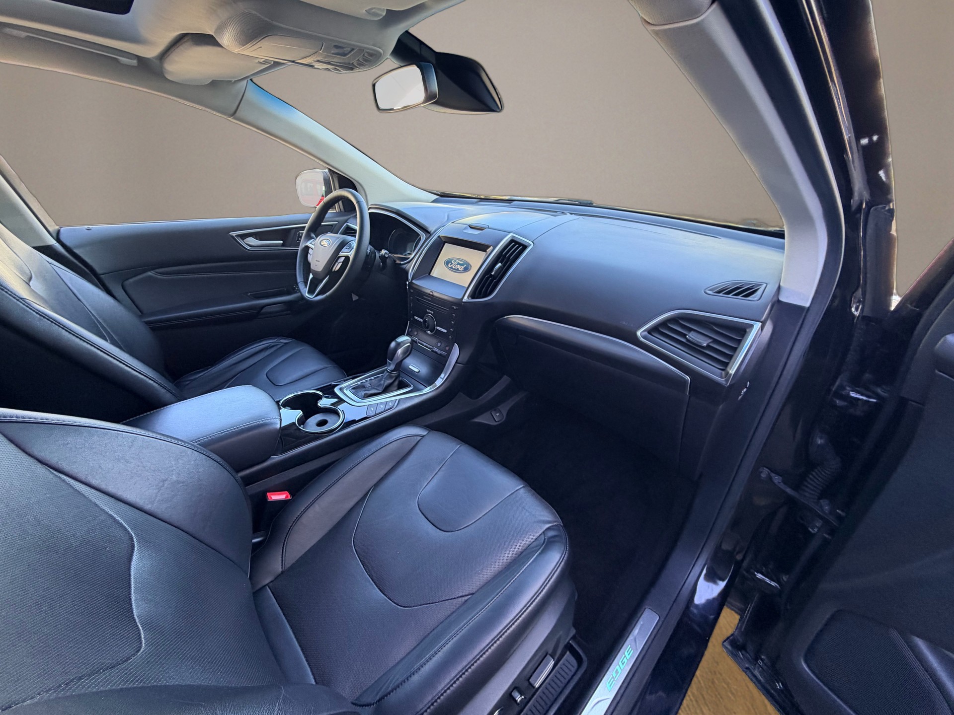 FORD Edge 2.0 TDCi Titanium 4WD PowerShift-image-11