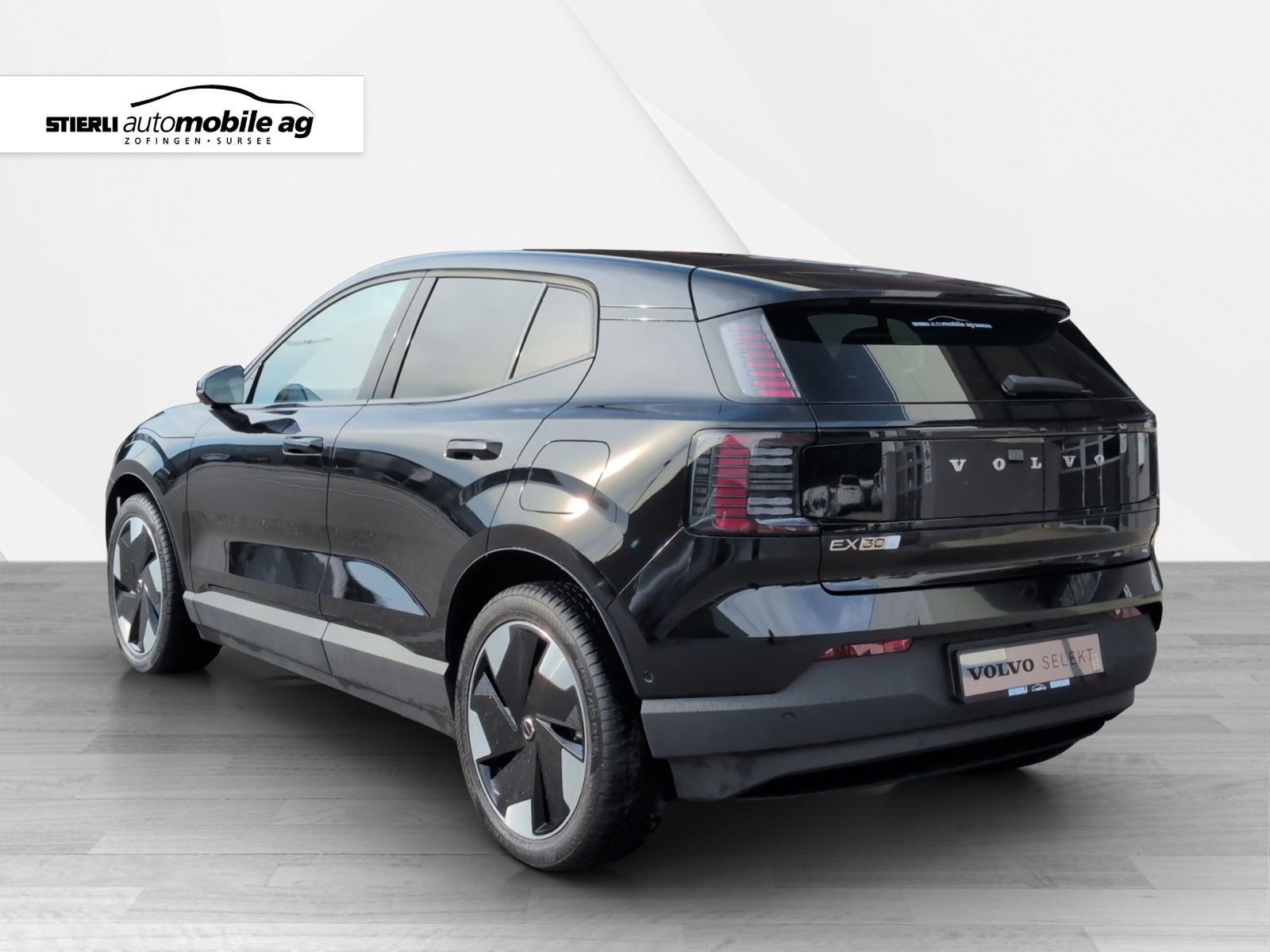 VOLVO EX 30 E60 Twin Ultra Performance AWD-image-6