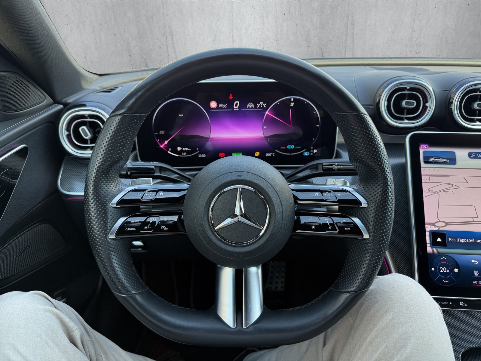 MERCEDES-BENZ C-Klasse W206 C 300 AMG Line 4matic-image-8