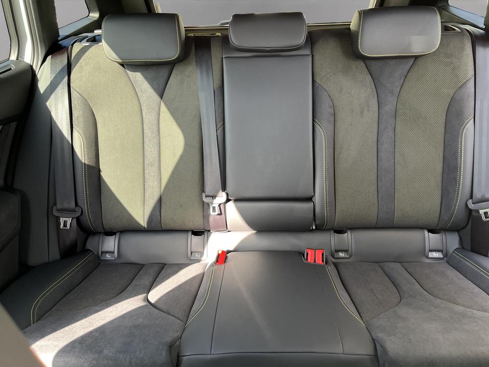 SKODA Enyaq 4x4 RS-image-6