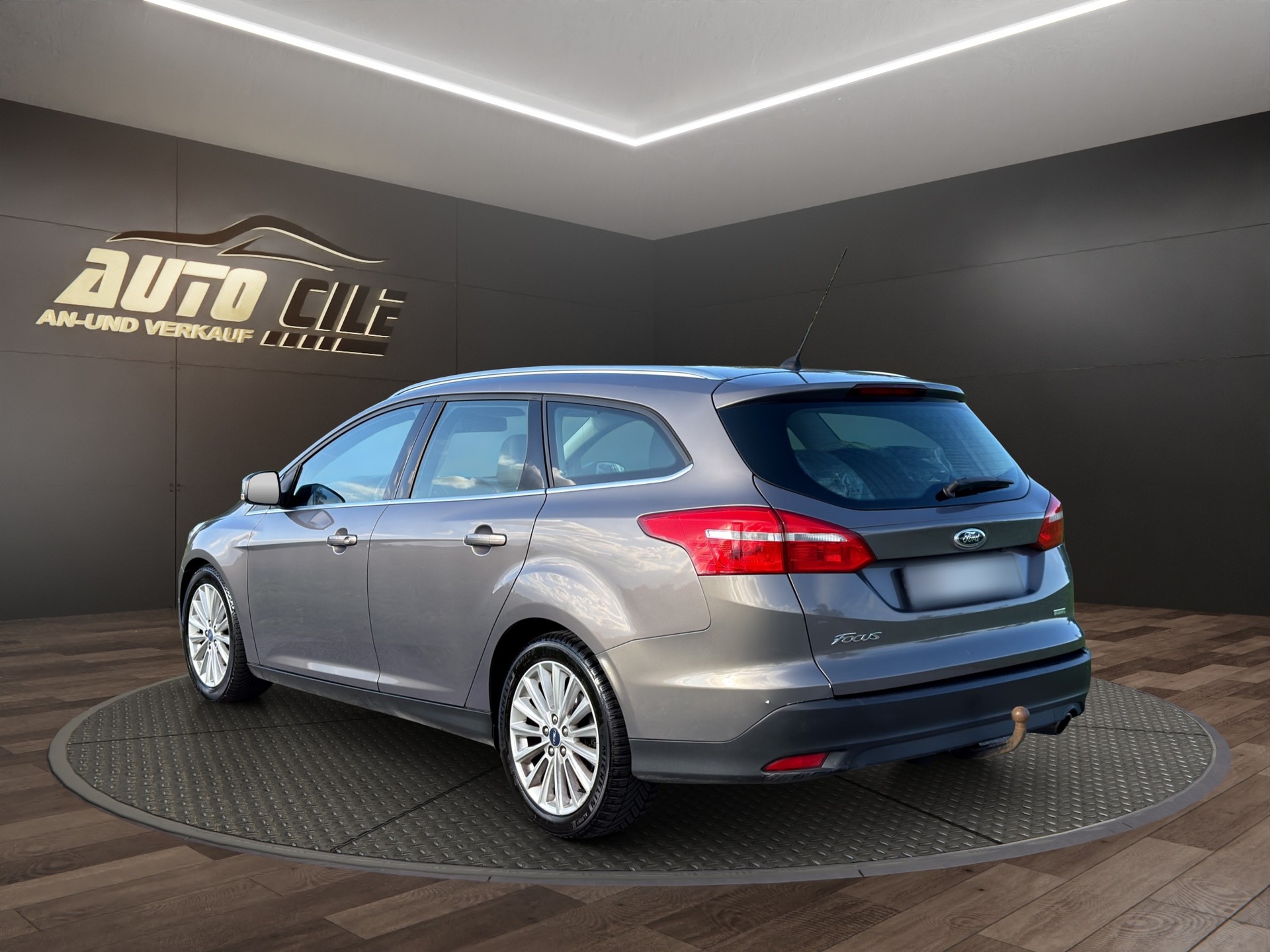 FORD Focus 1.5 SCTi Titanium-image-5