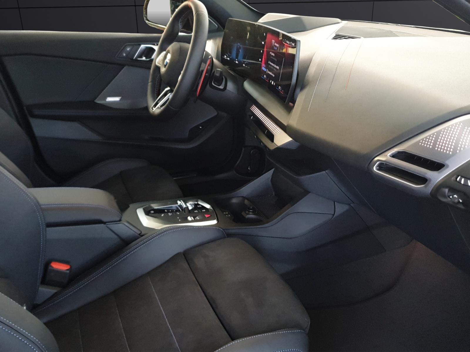 BMW M135i xDrive-image-14