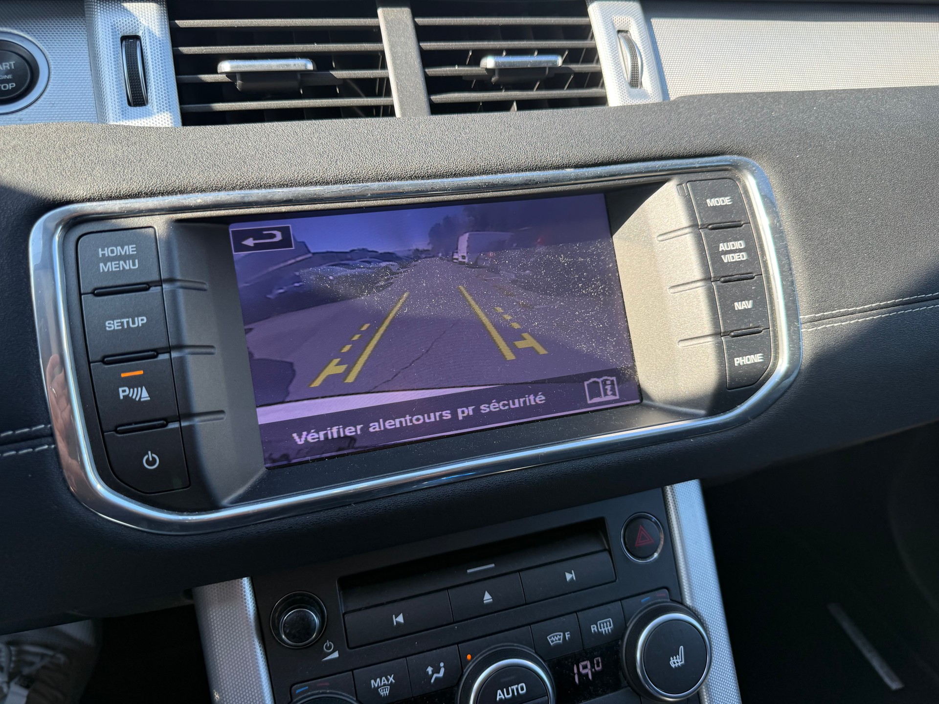 LAND ROVER Range Rover Evoque 2.2 SD4 Dynamic AT6-image-12