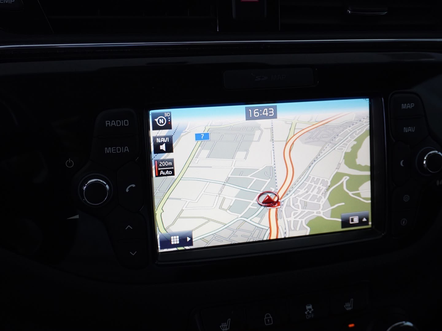 KIA Cee'd Sportswagon 1.6 CRDi Swiss Champion DCT-image-10