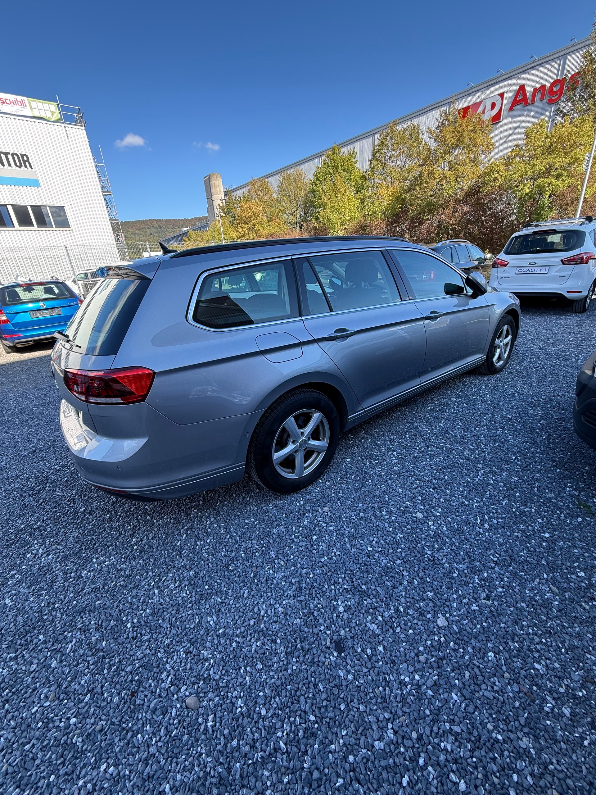 VW Passat Variant 1.5 TSI EVO Business DSG-image-5