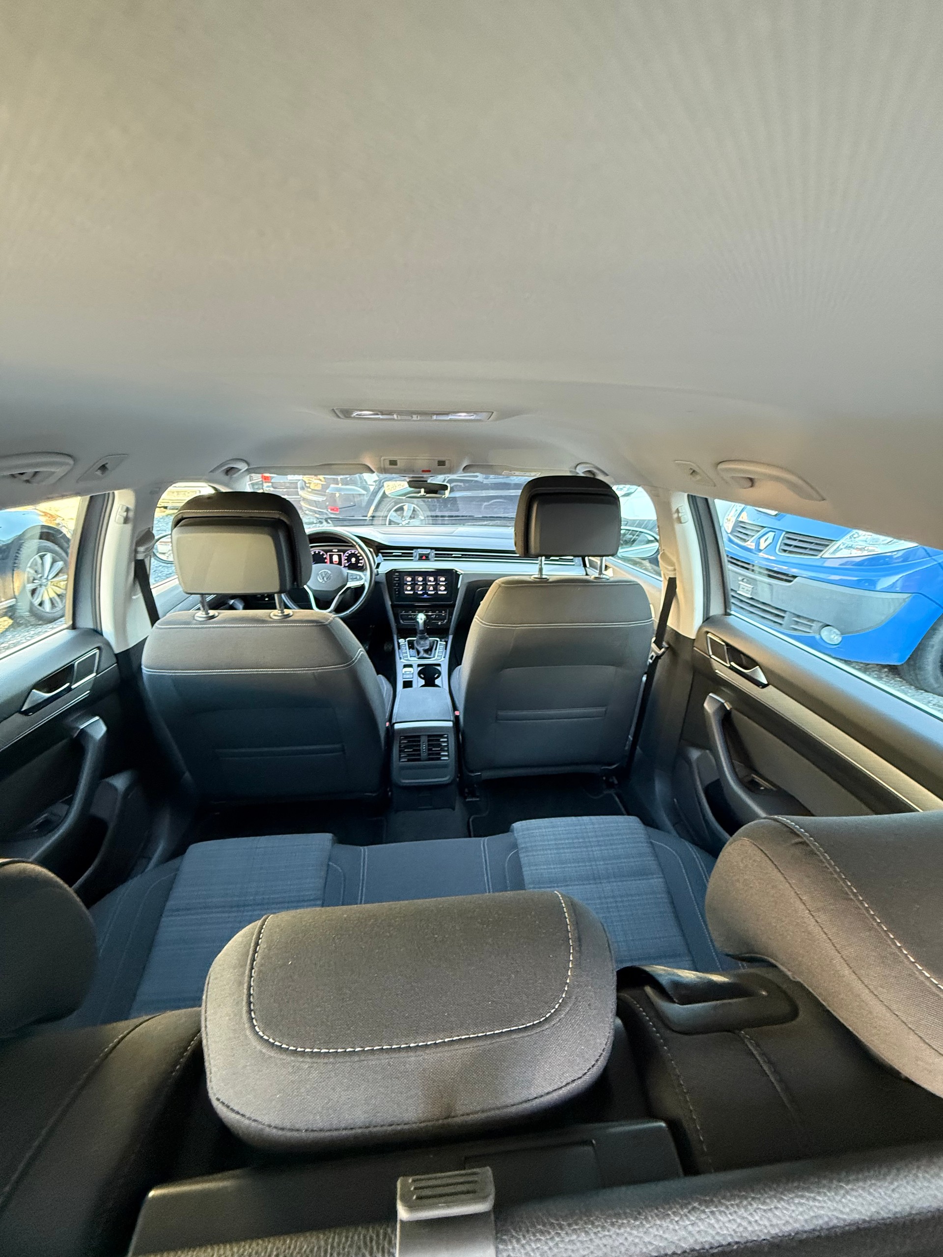 VW Passat Variant 1.5 TSI EVO Business DSG-image-14