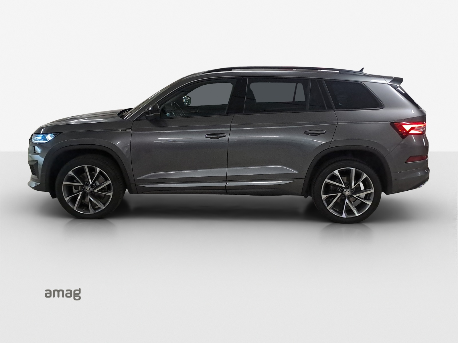 SKODA Kodiaq 2.0 TSI 4x4 SportLine-image-1