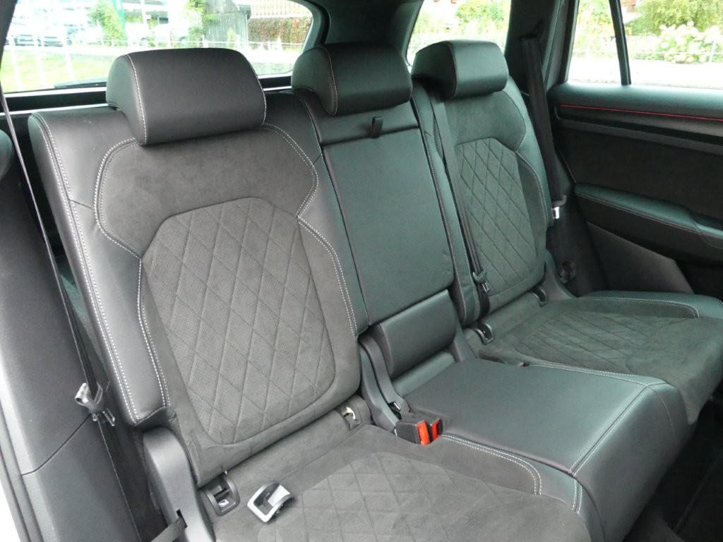 SKODA Kodiaq 2.0 TSI 4x4 SportLine-image-12