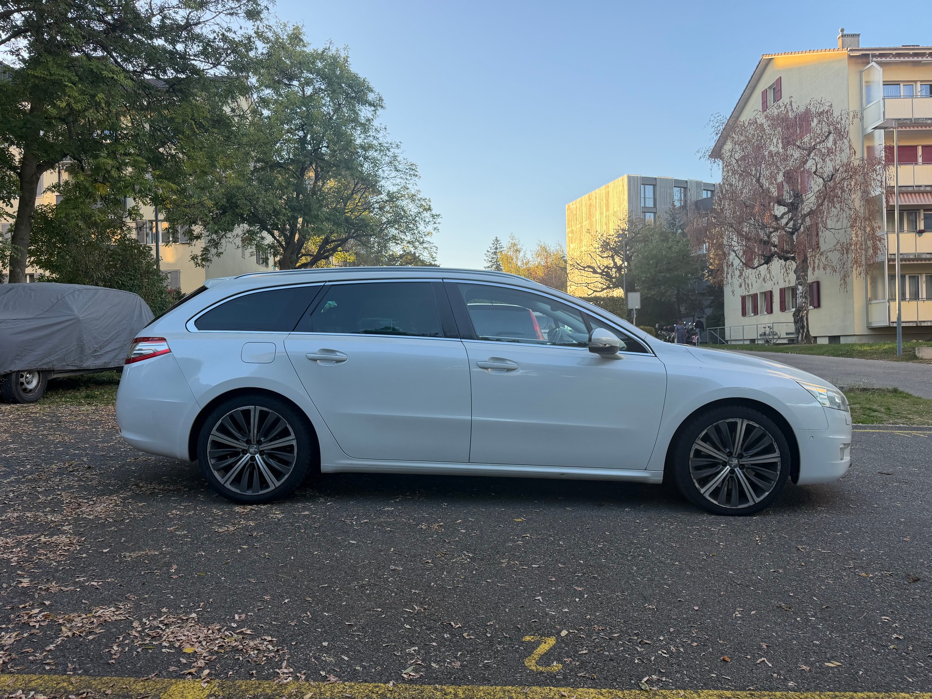 PEUGEOT 508 SW 2.2 HDI GT Automatic-image-5