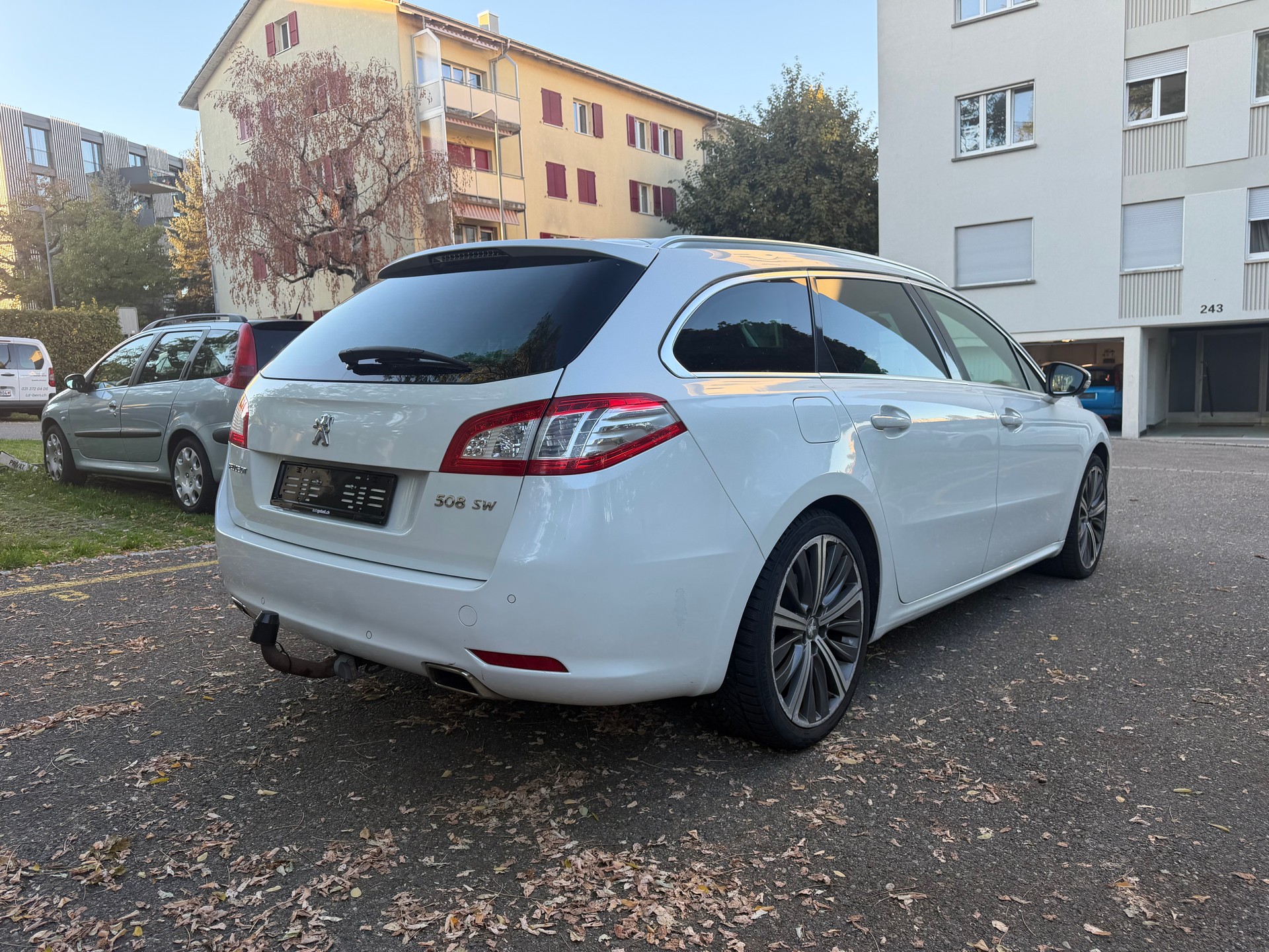 PEUGEOT 508 SW 2.2 HDI GT Automatic-image-4