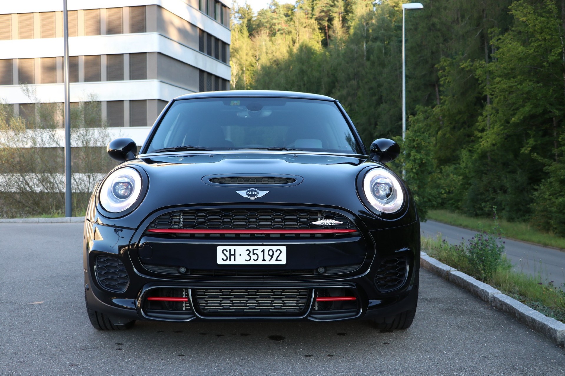 MINI Cooper John Cooper Works Steptronic-image-8