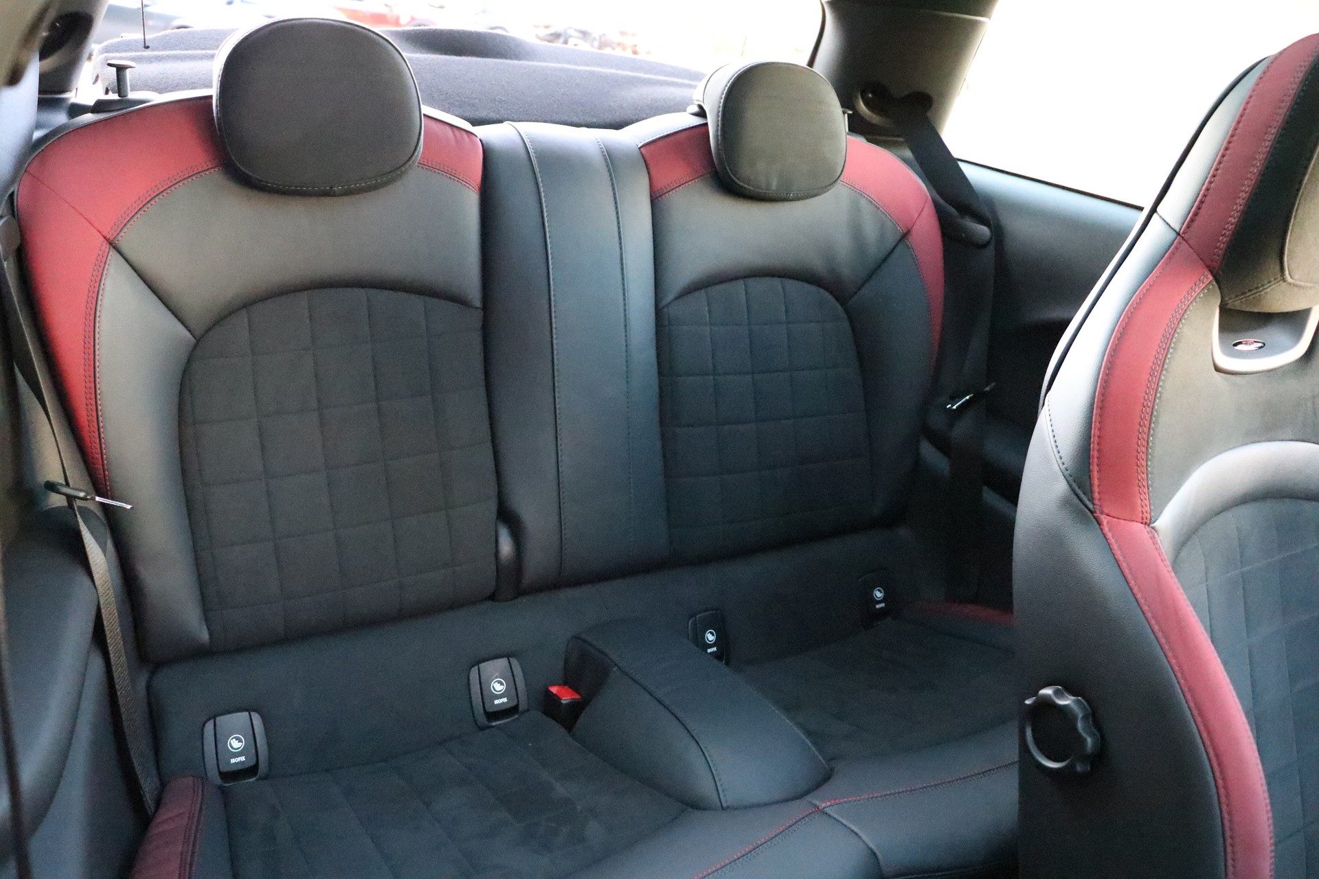 MINI Cooper John Cooper Works Steptronic-image-19