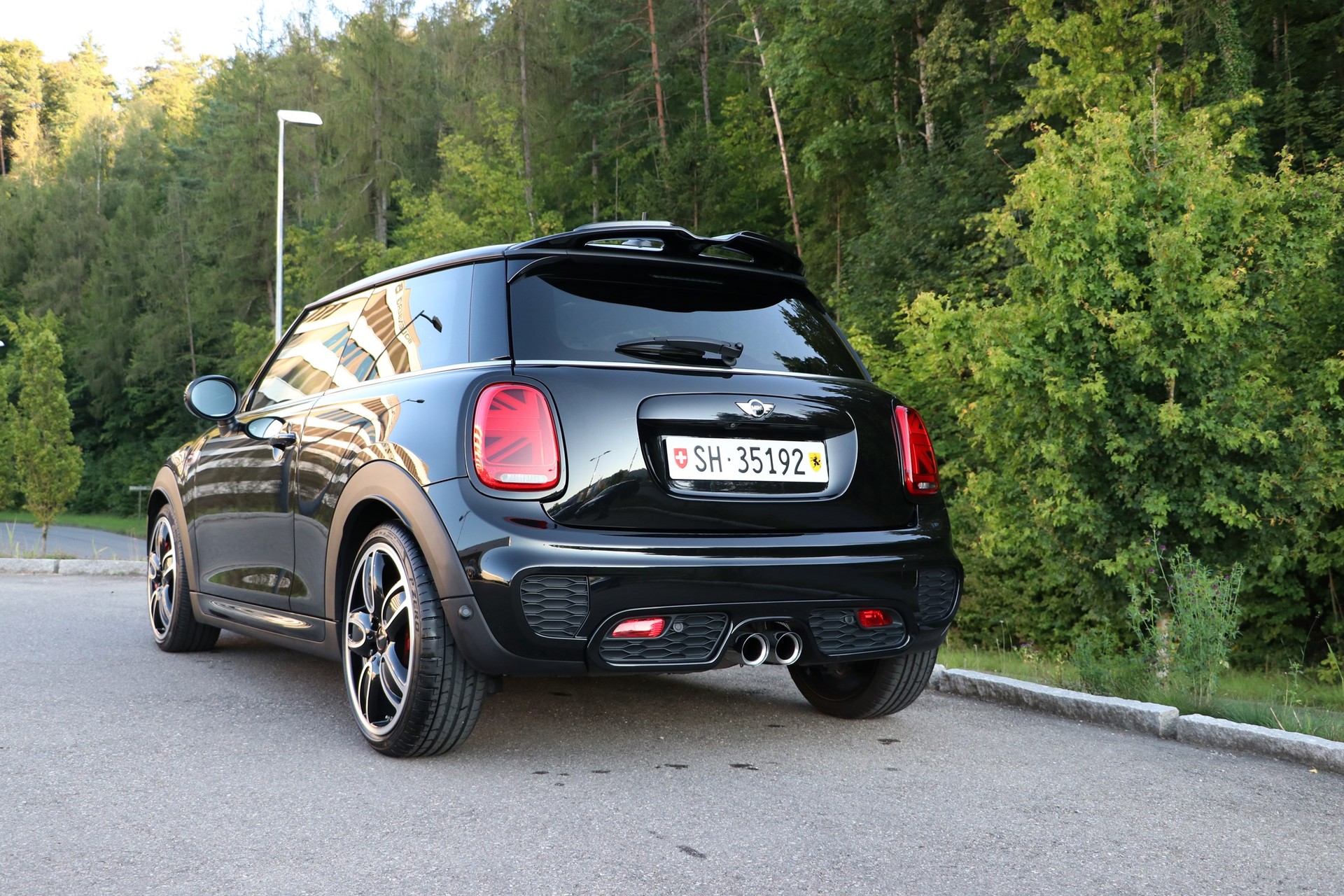 MINI Cooper John Cooper Works Steptronic-image-4
