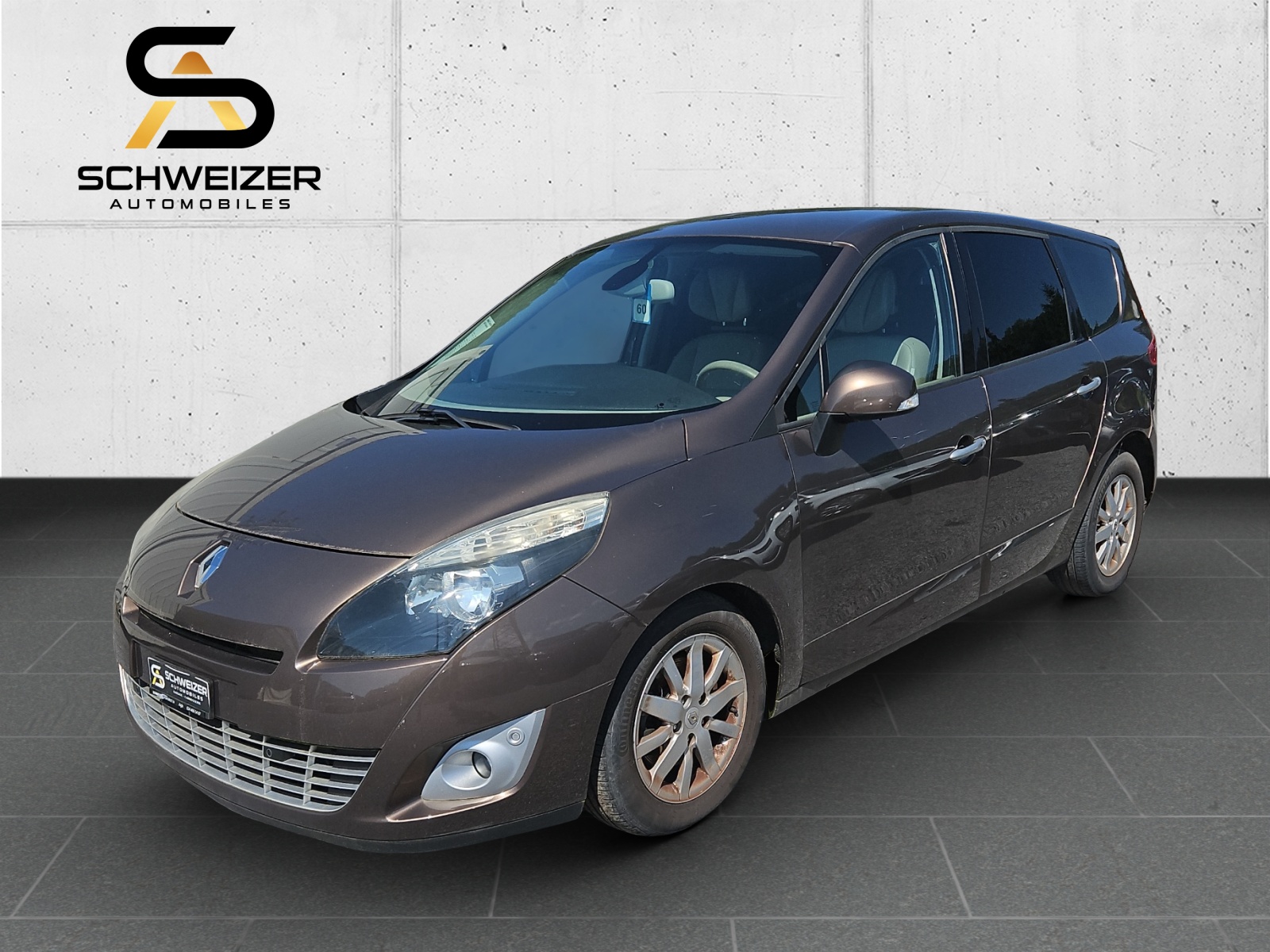 RENAULT Grand Scénic 2.0 16V Dynamique X-Tronic CVT-image-0