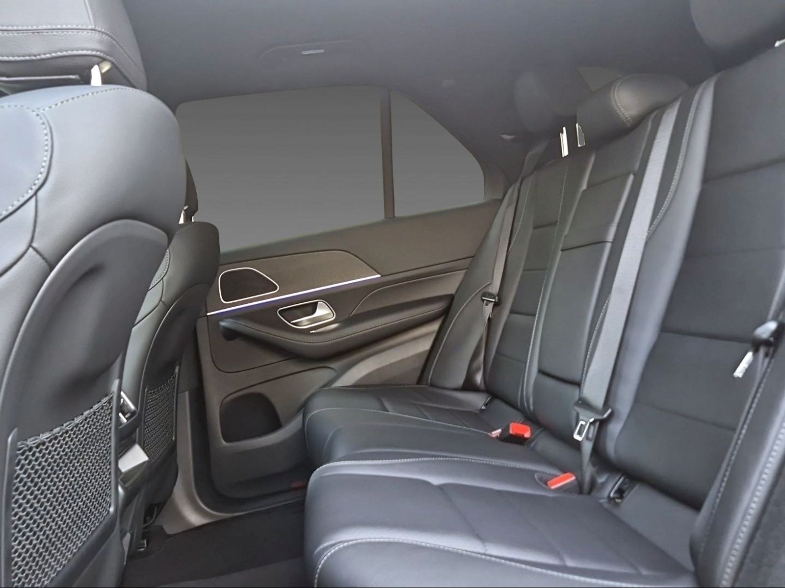 MERCEDES-BENZ GLE 300 d 4Matic-image-9