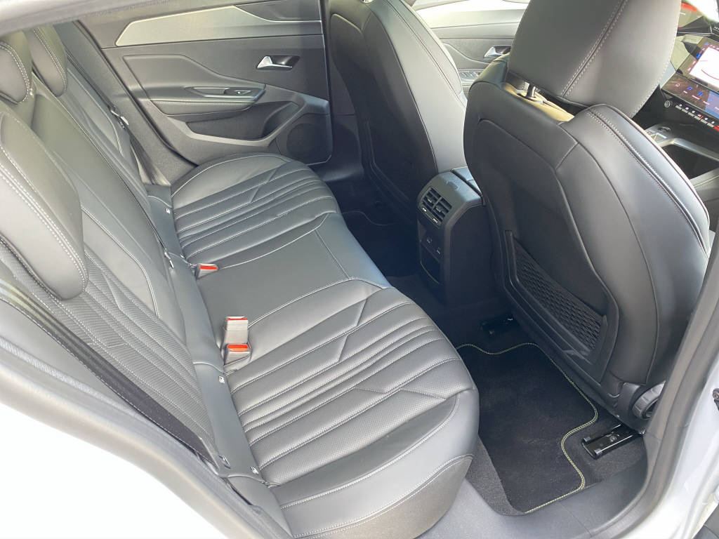 PEUGEOT 308 Electrique 156ch (115 kW) Batterie 54 kWh GT-image-6
