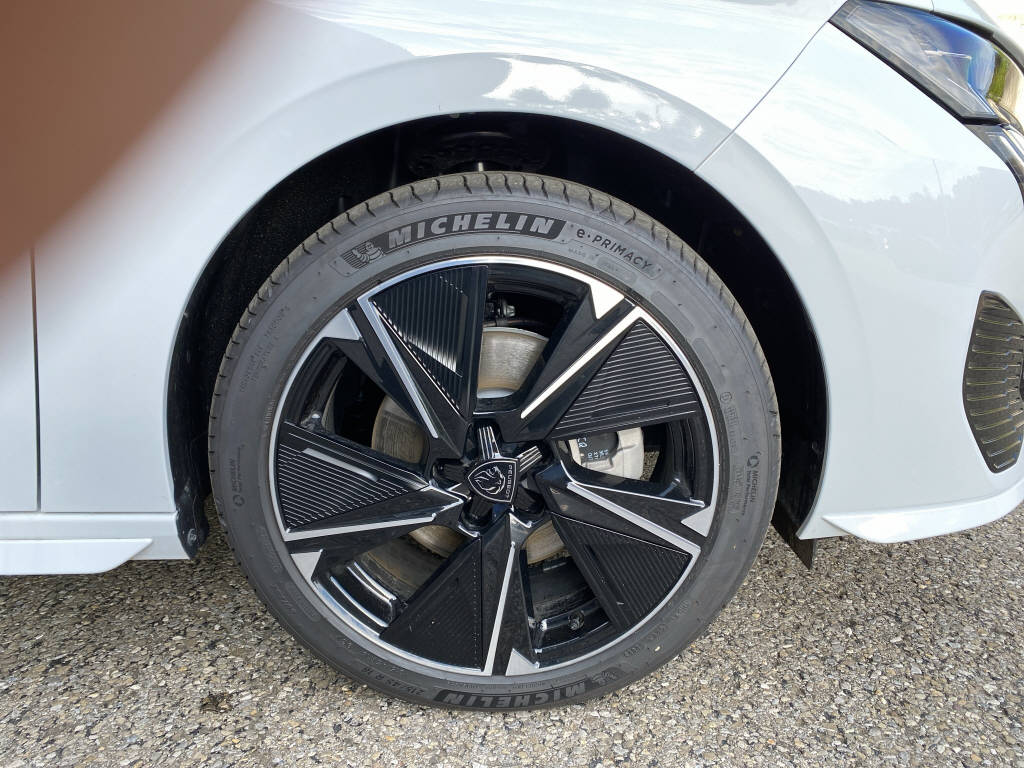 PEUGEOT 308 Electrique 156ch (115 kW) Batterie 54 kWh GT-image-12