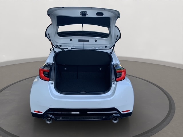 TOYOTA Yaris 1.6 GR Sport A-image-5