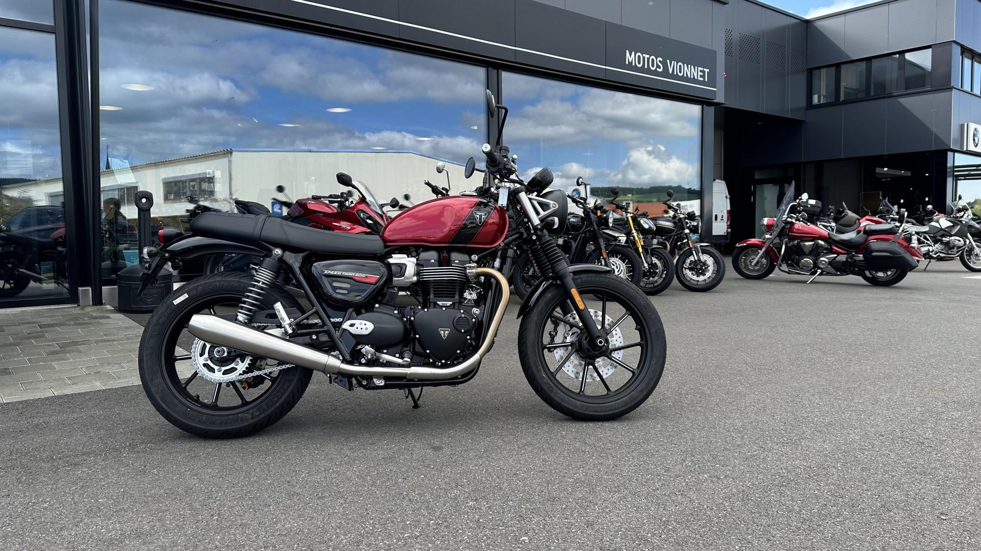 TRIUMPH Speed Twin 900