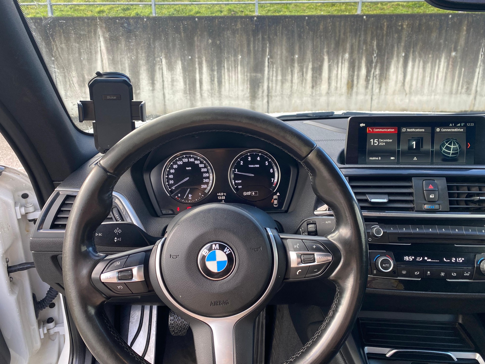 BMW M240i-image-5