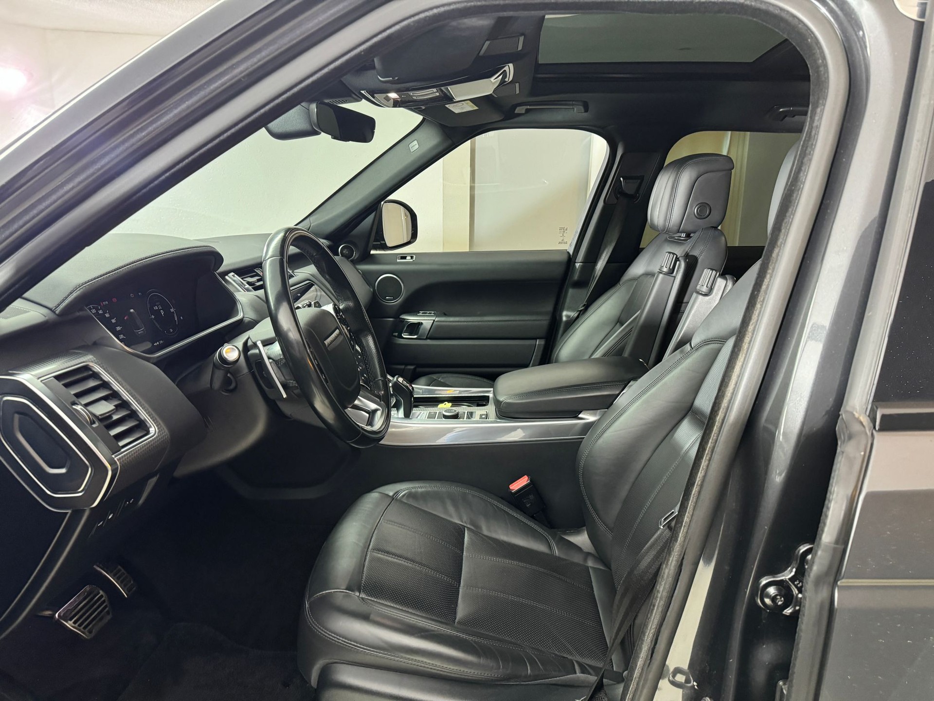 LAND ROVER Range Rover Sport P400e 2.0 I4 PHEV HSE Automatic-image-3