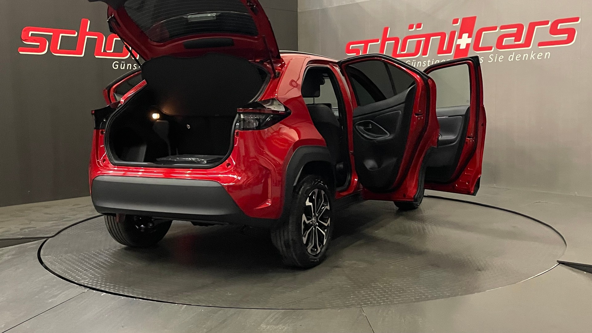 TOYOTA Yaris Cross 1.5 Trend AWDi e-CVT 130PS-image-6