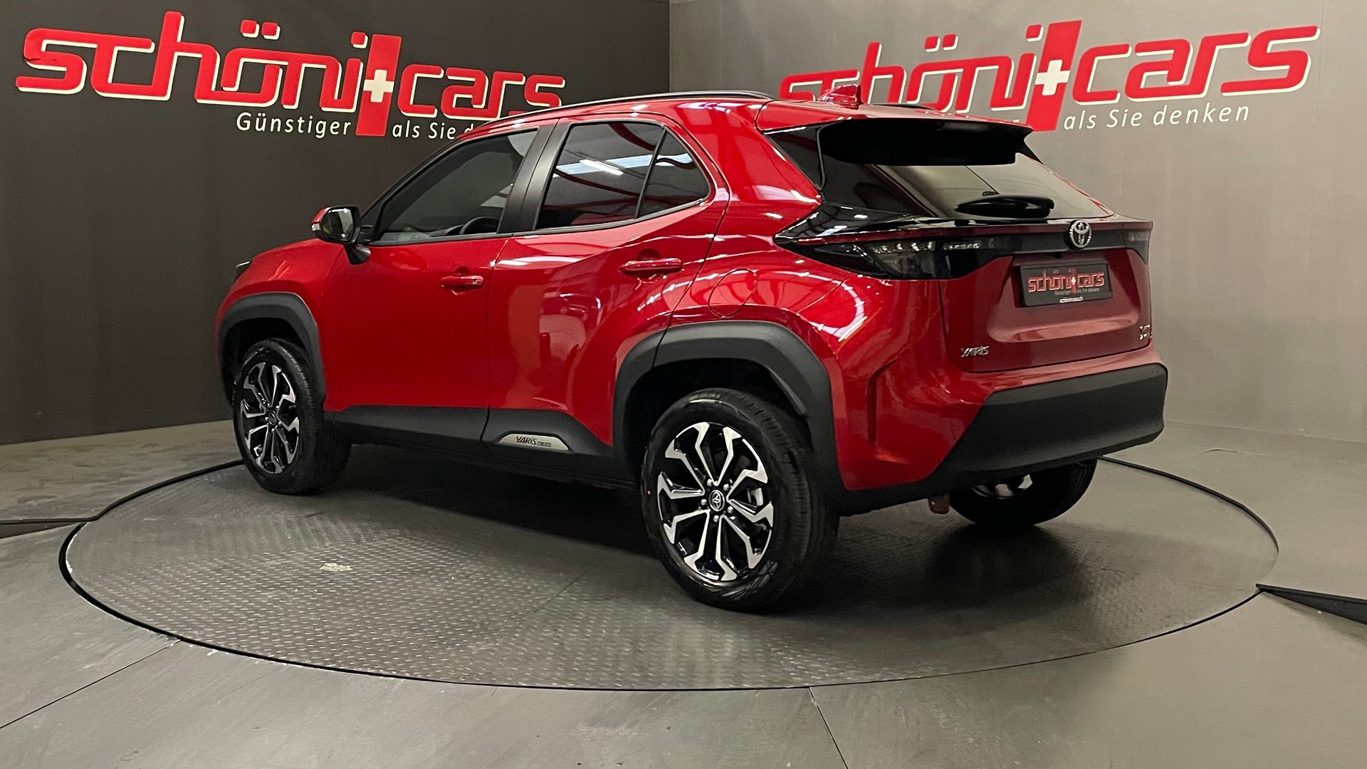 TOYOTA Yaris Cross 1.5 Trend AWDi e-CVT 130PS-image-3
