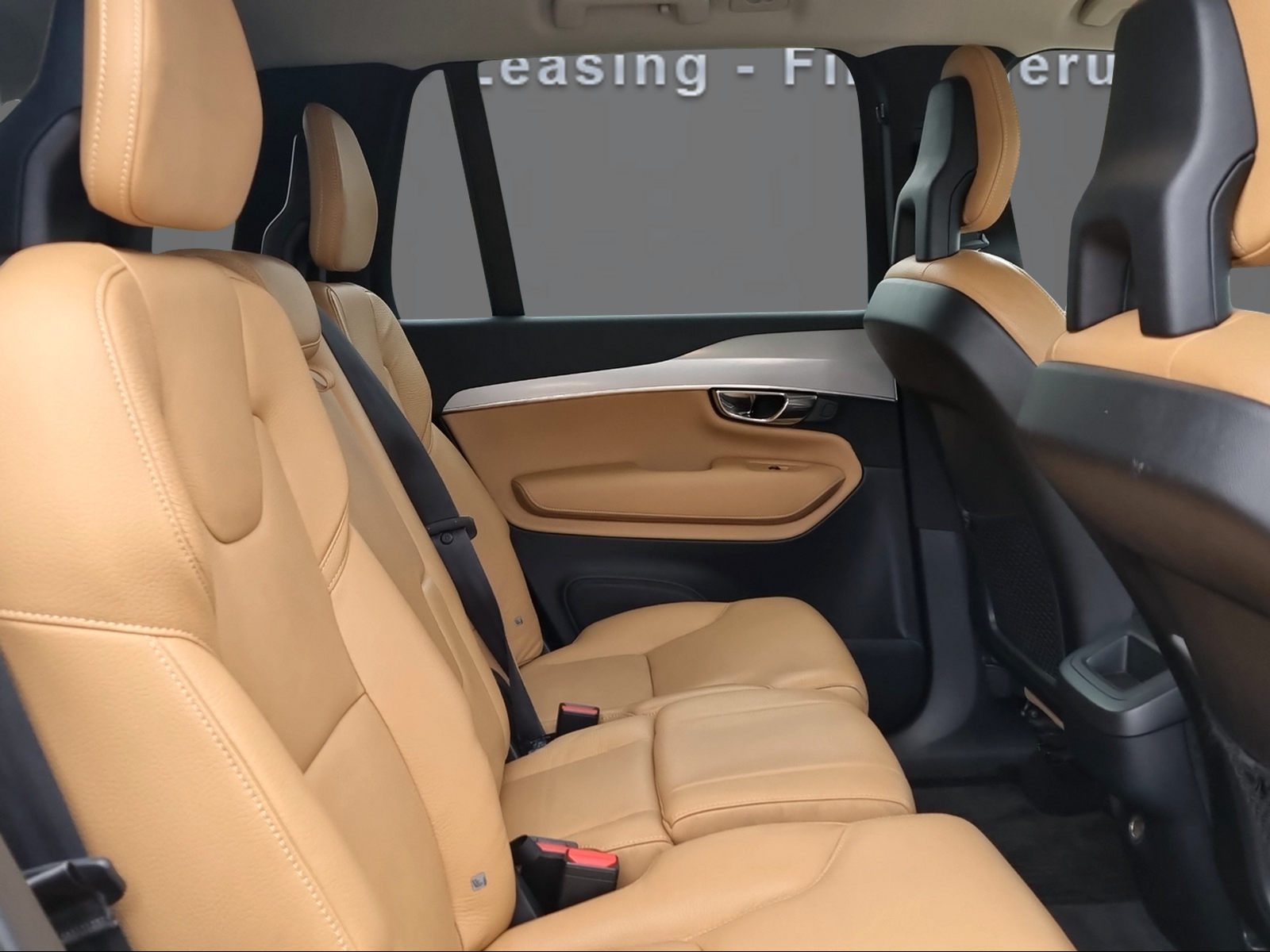 VOLVO XC90 D5 AWD Momentum Geartronic-image-12