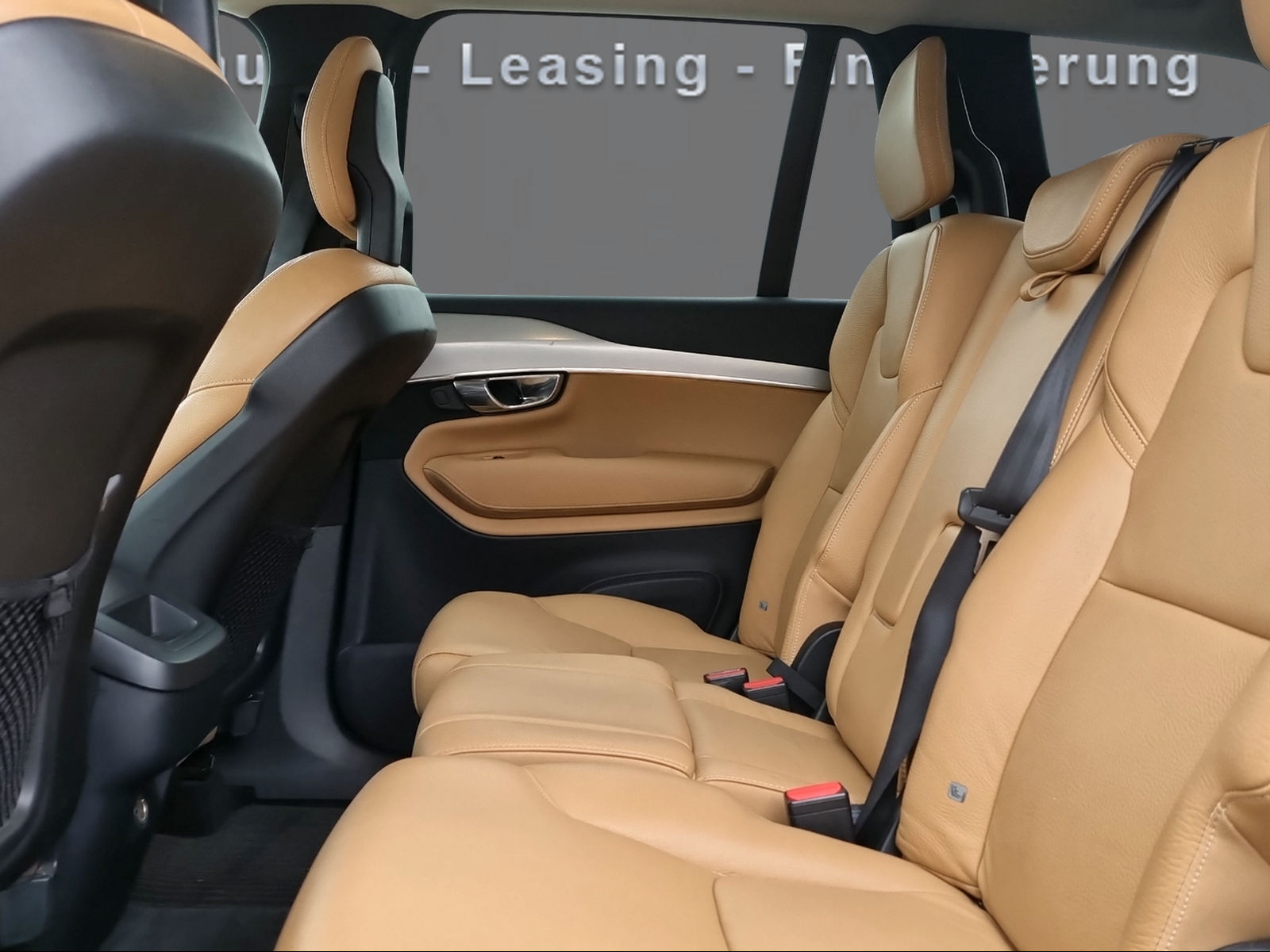 VOLVO XC90 D5 AWD Momentum Geartronic-image-11