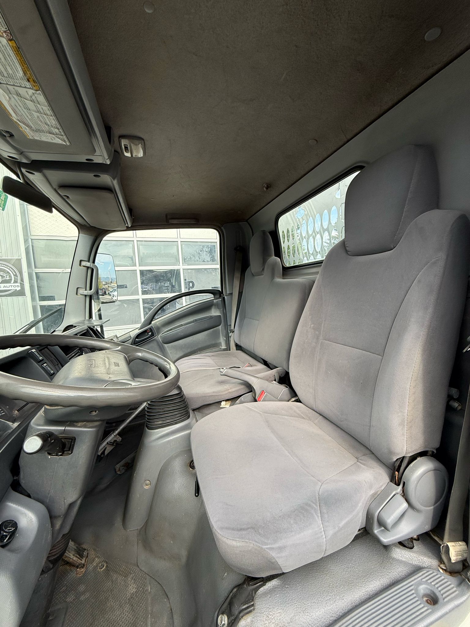 ISUZU NLS 85A / Pont basculant 4*4-image-8