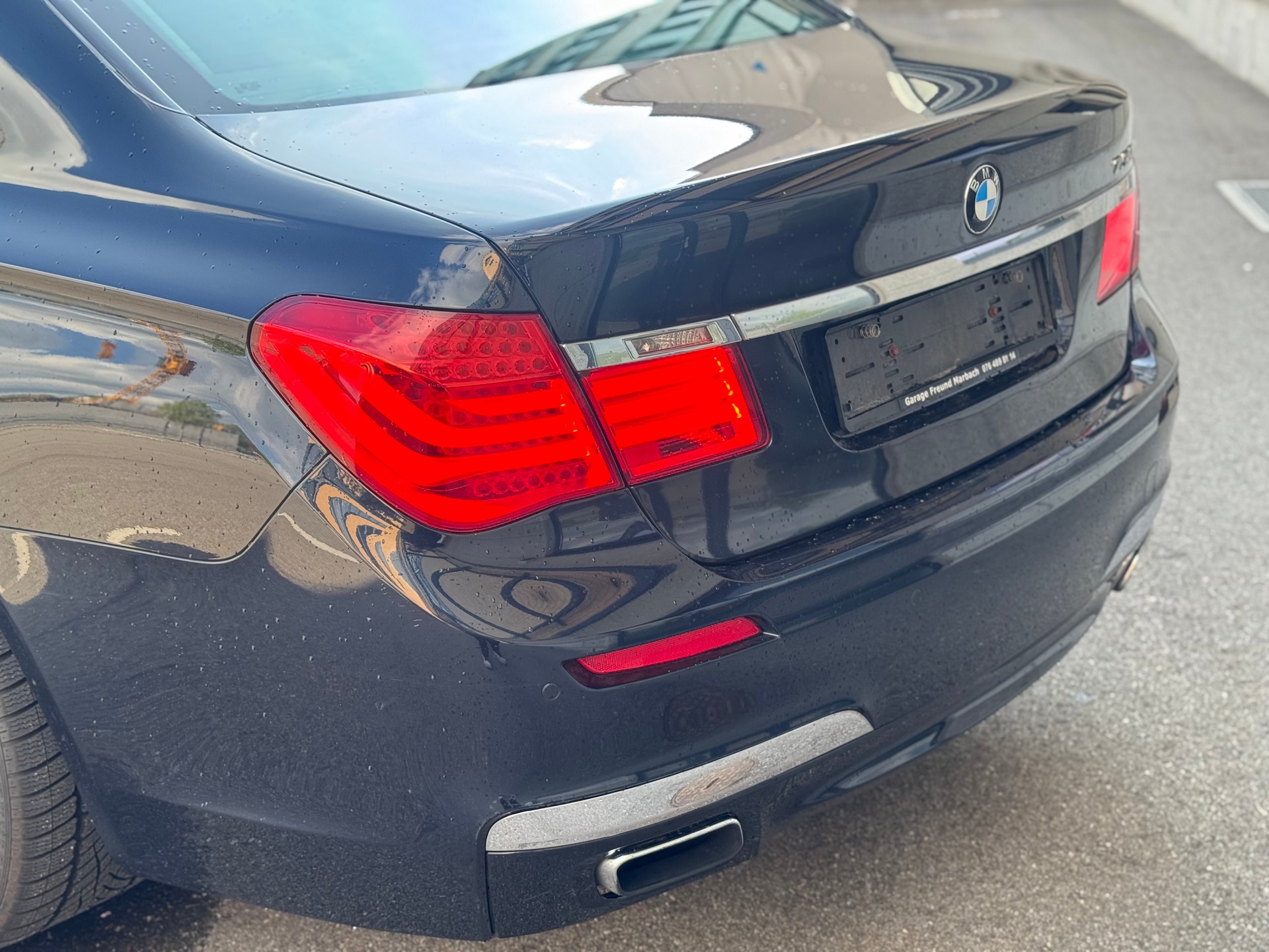 BMW 750i xDrive M-Paket-image-8