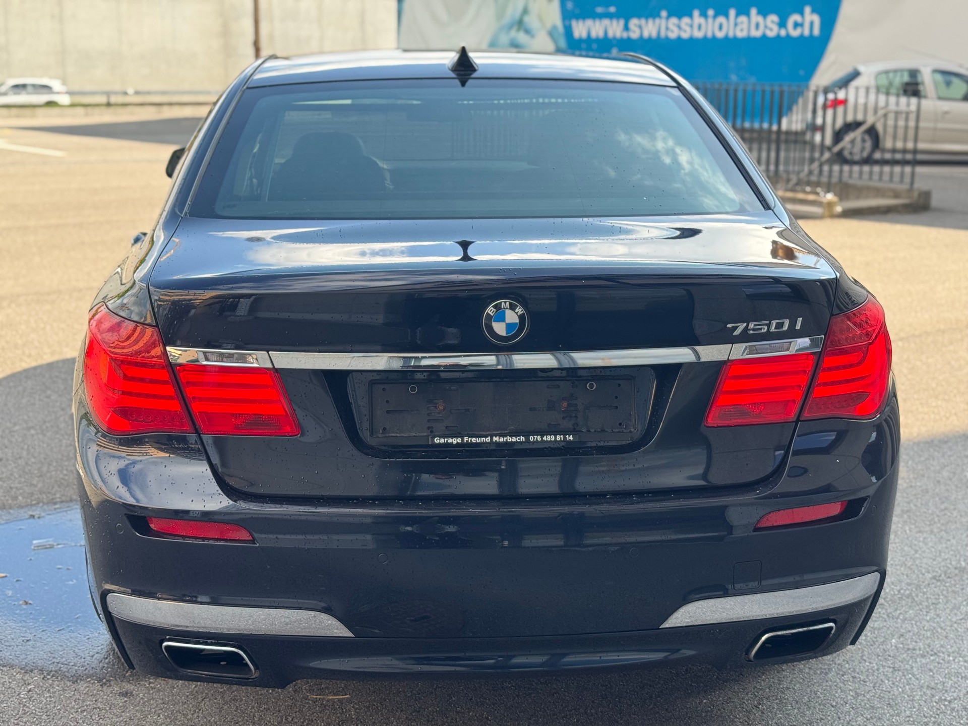 BMW 750i xDrive M-Paket-image-3