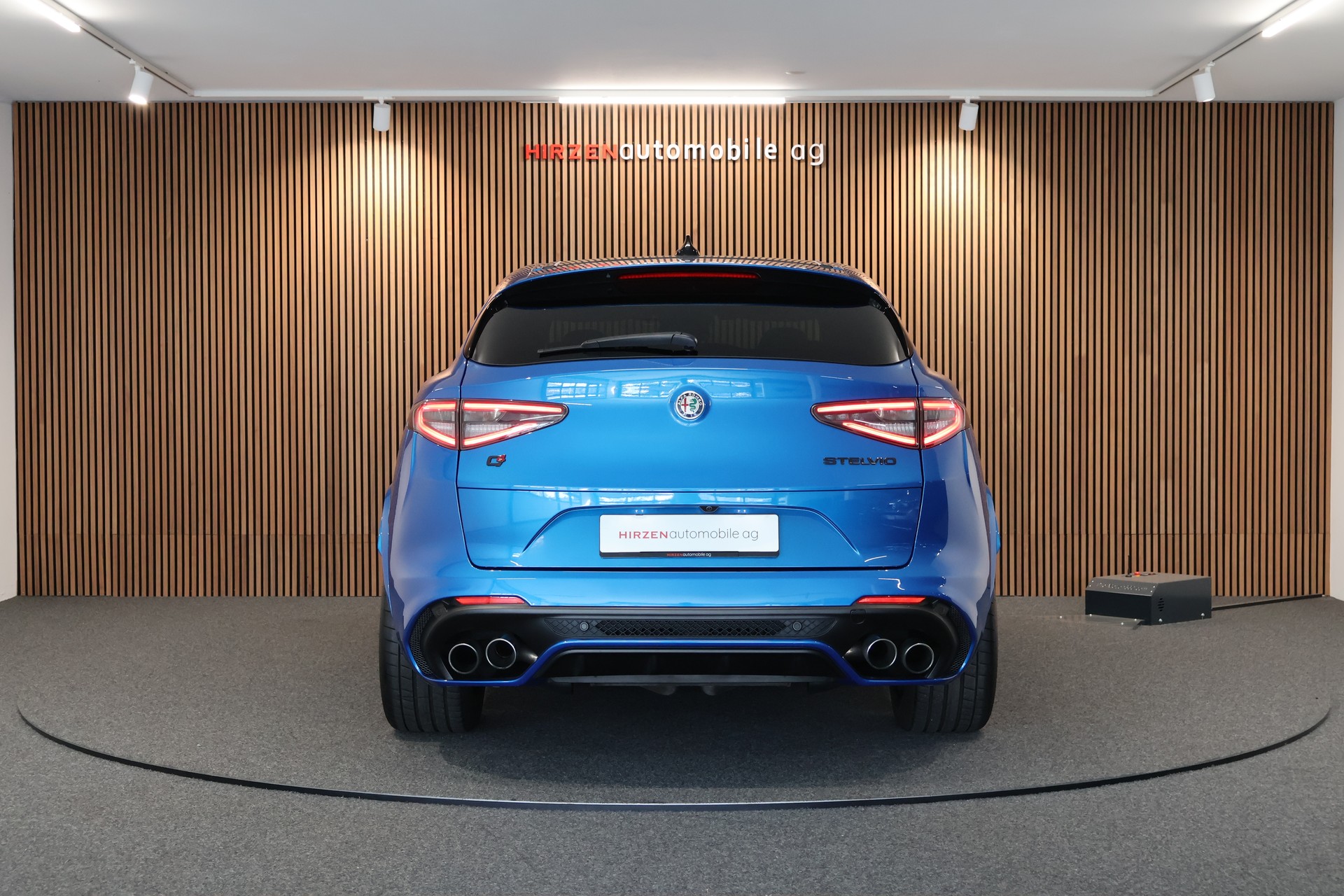 ALFA ROMEO Stelvio 2.9 V6 Quadrifoglio Q4 Automatic-image-3