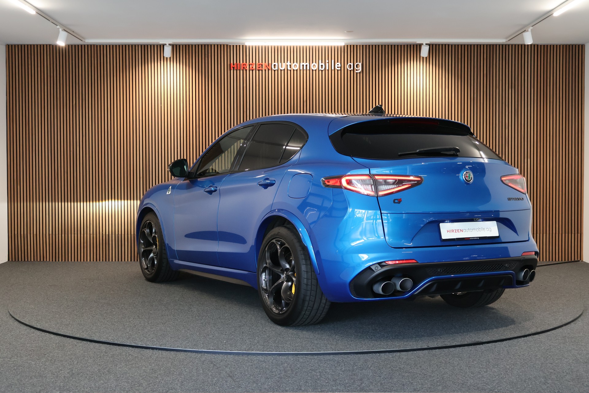 ALFA ROMEO Stelvio 2.9 V6 Quadrifoglio Q4 Automatic-image-2