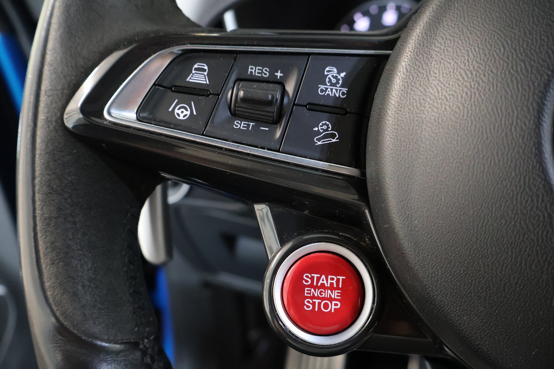ALFA ROMEO Stelvio 2.9 V6 Quadrifoglio Q4 Automatic-image-23