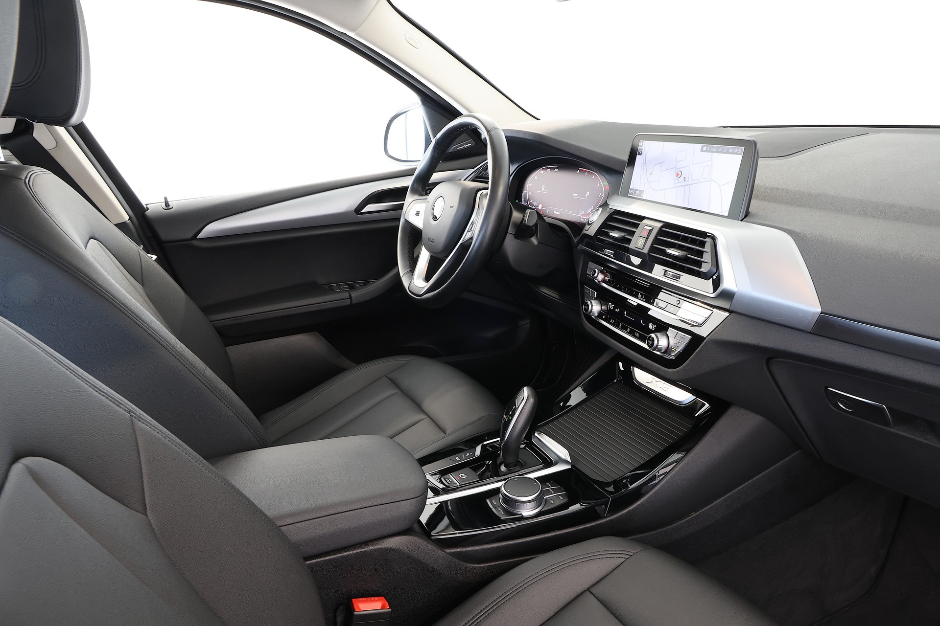BMW X3 xDrive 48V 20d Steptronic-image-12