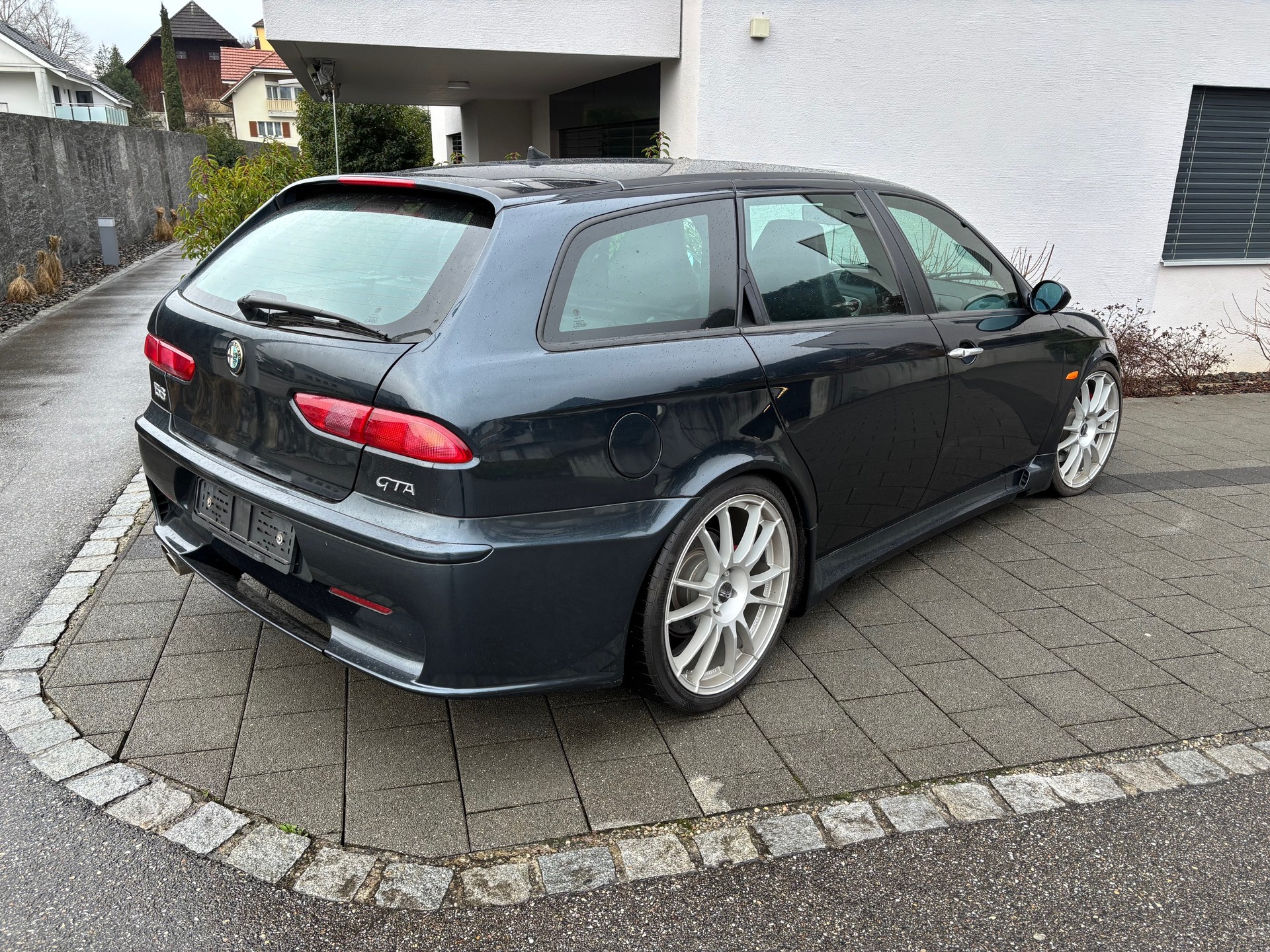 ALFA ROMEO 156 Sportwagon 3.2 V6 GTA-image-1