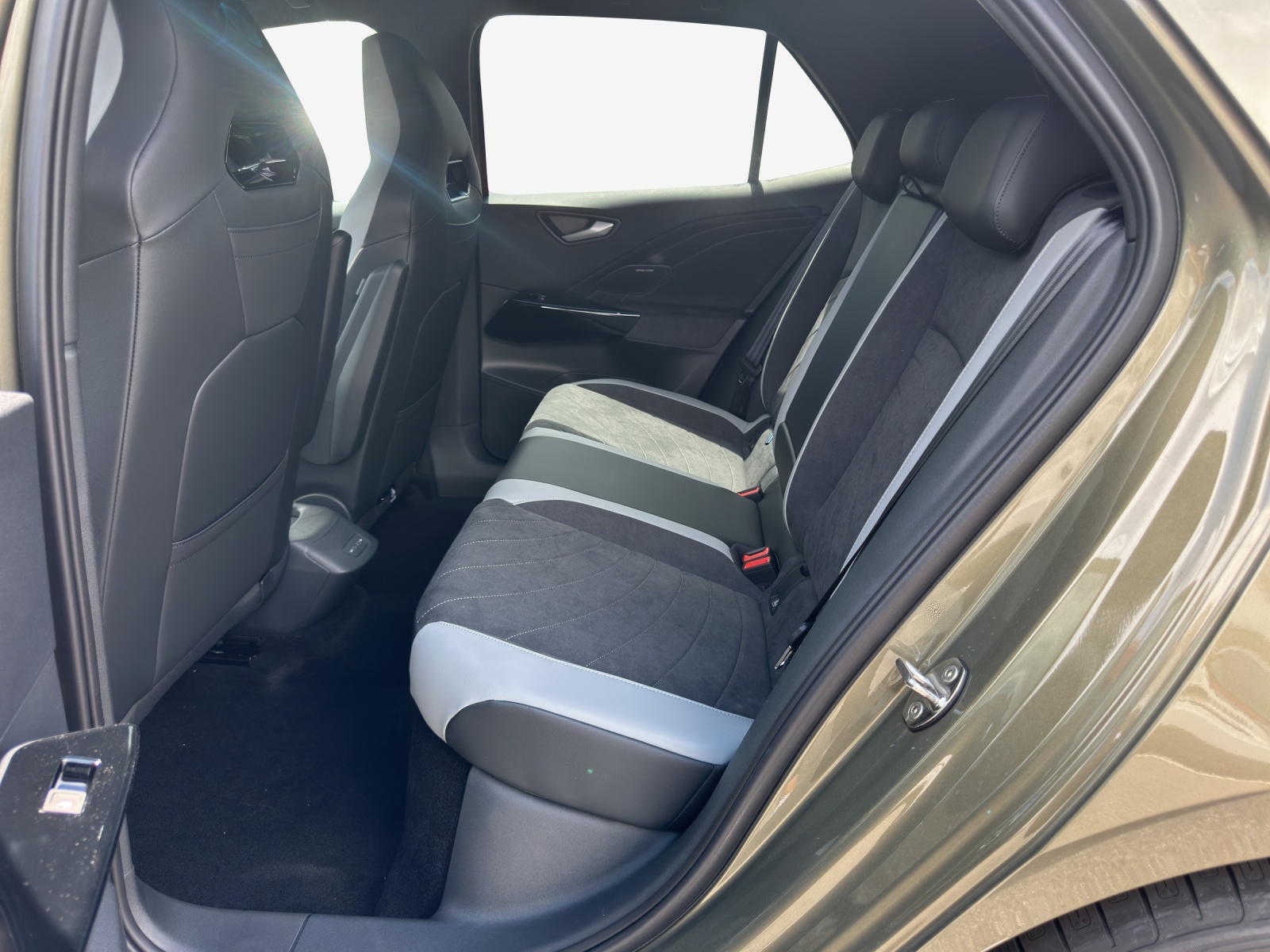 VW ID.3 Pro 52 kWh Pure-image-12