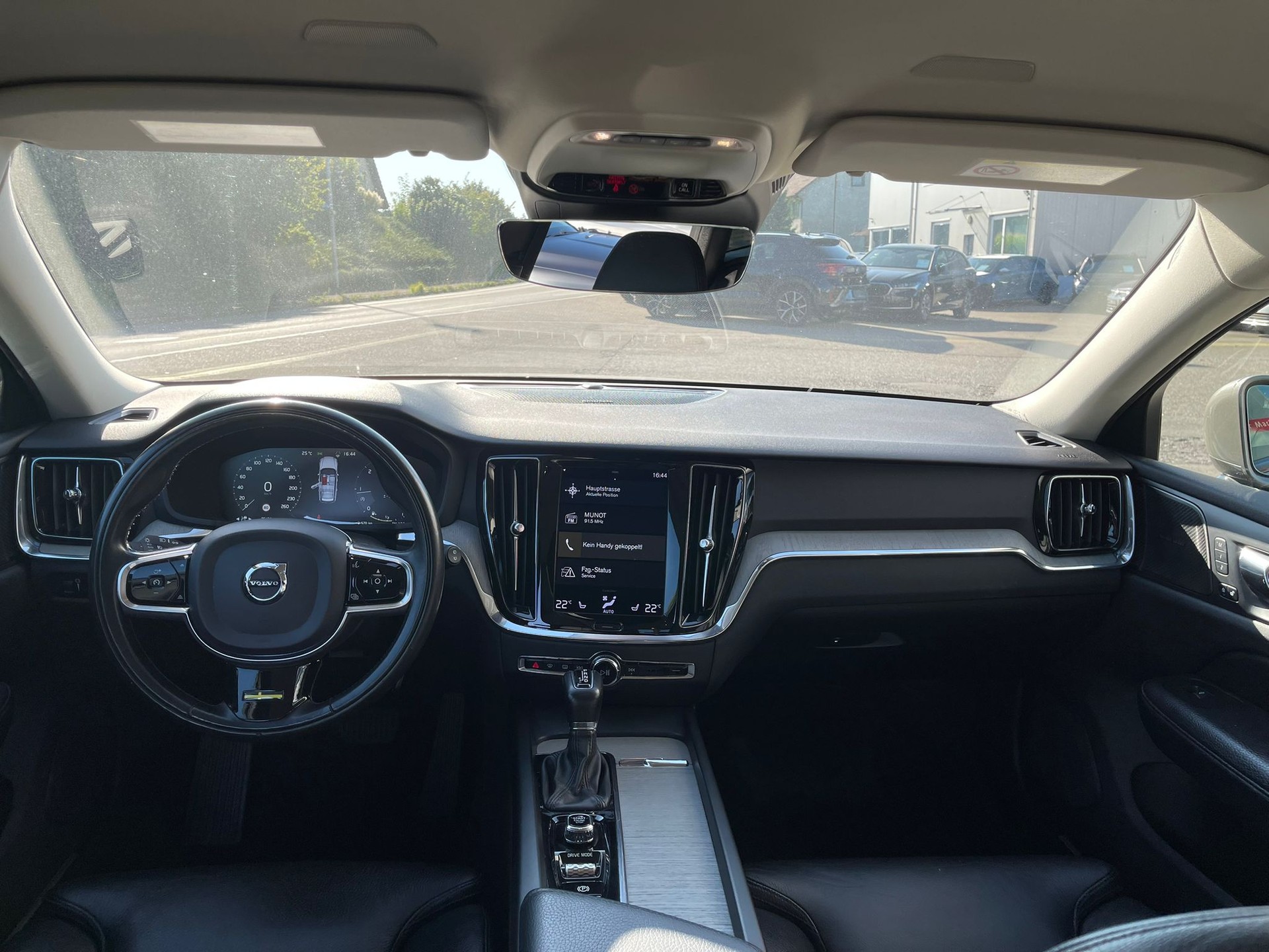 VOLVO V60 Cross Country D4 AWD Geartronic Mit A-Kupplung-image-10